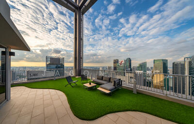 For Sale - V on Shenton