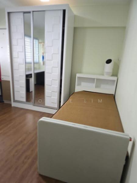 665 Hougang Avenue 4, 665 Hougang Avenue 4, Hougang / Punggol / Sengkang, Room Rental, 120 sqft, HDB Flat For Rent, by Joelle Lim, 24710240 - Bedroom - PropertyGuru.com.sg