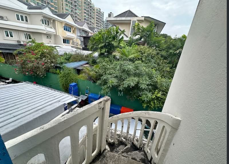 Lowland Road, Lowland Road , Steven Road, Kovan Road, 2 Bedrooms, 872 sqft, Apartment For Rent, by William Yap, 24712309 - PropertyGuru.com.sg