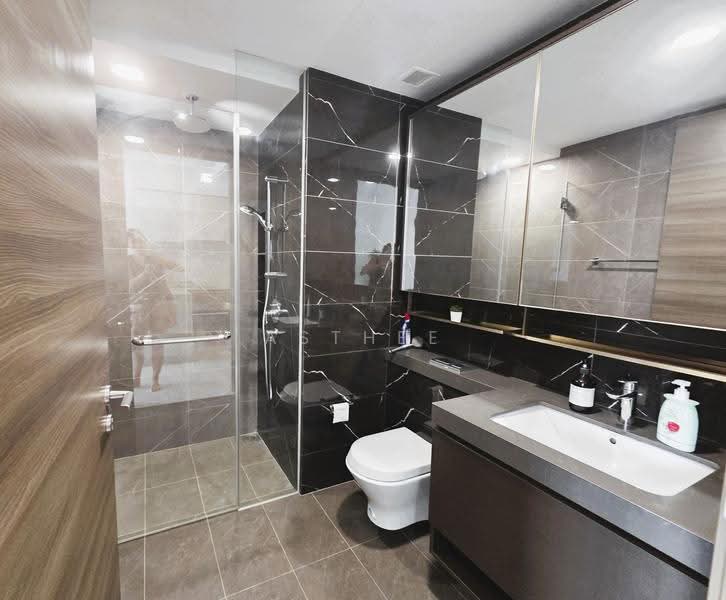 The Florence Residences, 85 Hougang Avenue 2, Hougang / Punggol / Sengkang, 1 Bedroom, 484 sqft, Condominium For Sale, by Asthee Chua, 24712426 - Bathroom - PropertyGuru.com.sg