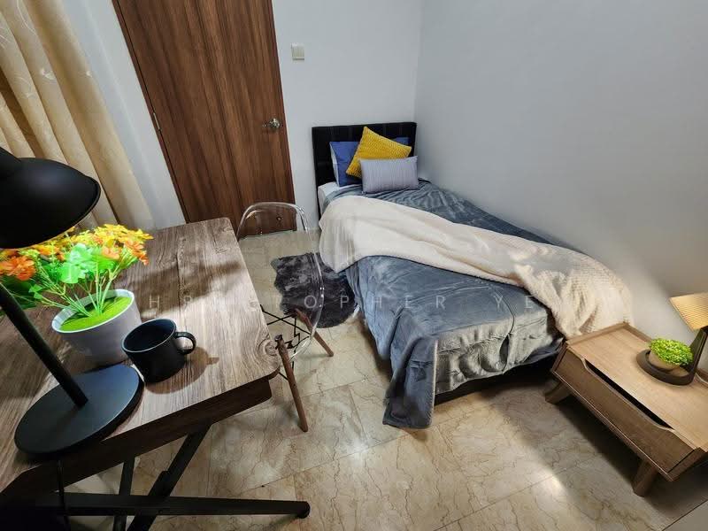 Parc Oasis, 41 Jurong East Avenue 1, Boon Lay / Jurong / Tuas, Room Rental, 100 sqft, Condominium For Rent, by Christopher Yeo, 24713212 - PropertyGuru.com.sg