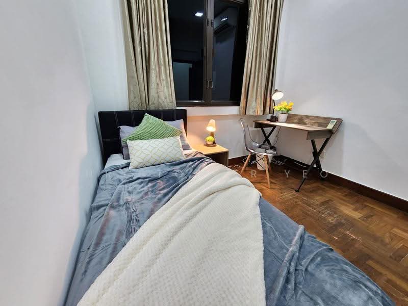 Parc Oasis, 41 Jurong East Avenue 1, Boon Lay / Jurong / Tuas, Room Rental, 100 sqft, Condominium For Rent, by Christopher Yeo, 24713212 - PropertyGuru.com.sg