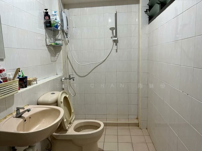 162 Jalan Teck Whye, 162 Jalan Teck Whye, Room Rental, 100 sqft, HDB Flat For Rent, by Kristy Chan 陈妹份, 24713891 - PropertyGuru.com.sg
