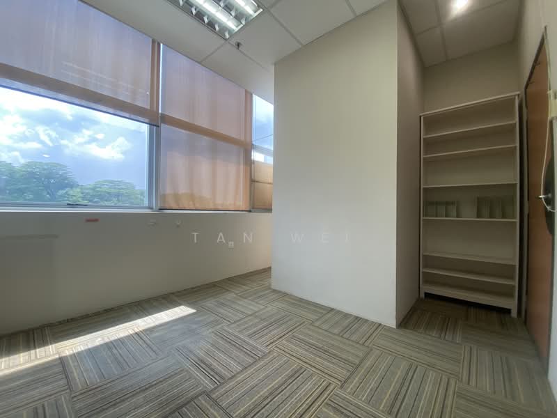Wcega Tower, 21 Bukit Batok Crescent, 120 sqft, Light Industrial (B1) For Rent, by Tan Wei, 24714532 - CommercialGuru.com.sg