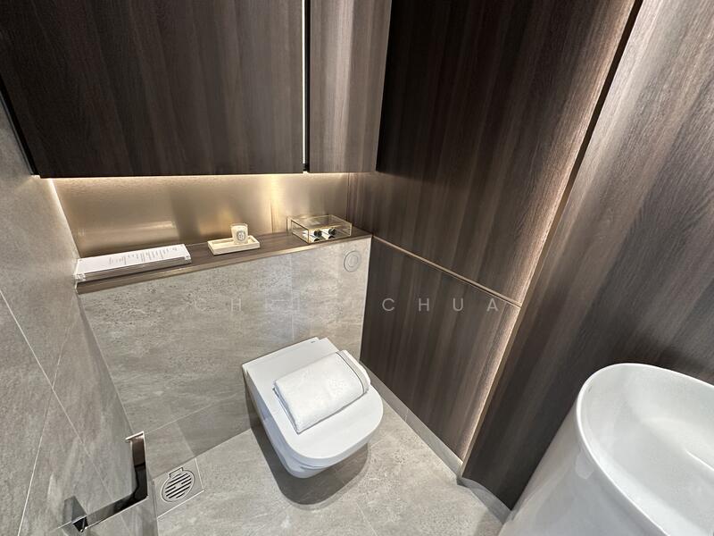 For Sale - Pinetree Hill