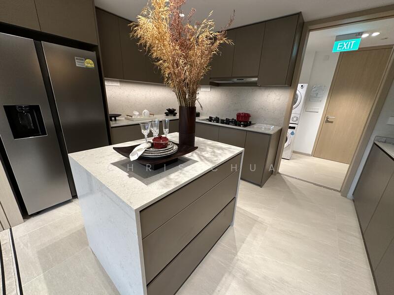 For Sale - Pinetree Hill