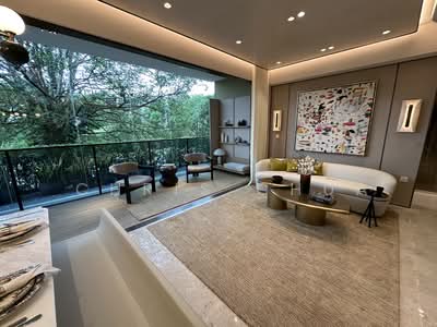 For Sale - Pinetree Hill