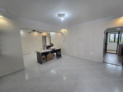 For Rent - 942 Hougang Street 92