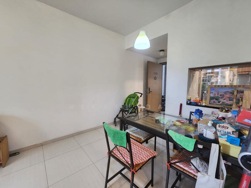 For Rent - The Palette