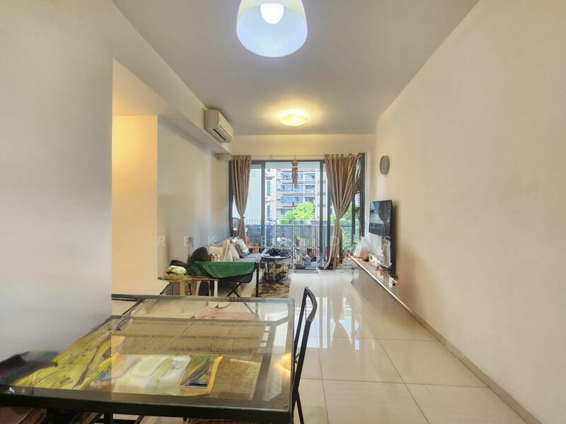 For Rent - The Palette