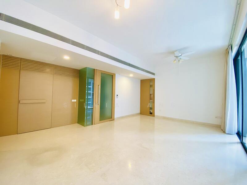 For Rent - Urban Suites @ Hullet Road