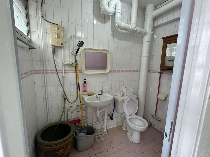 435 Hougang Avenue 8, 435 Hougang Avenue 8, Hougang / Punggol / Sengkang, 3 Bedrooms, 1,100 sqft, HDB Flat For Rent, by Mun Kit Yuen, 24718457 - PropertyGuru.com.sg