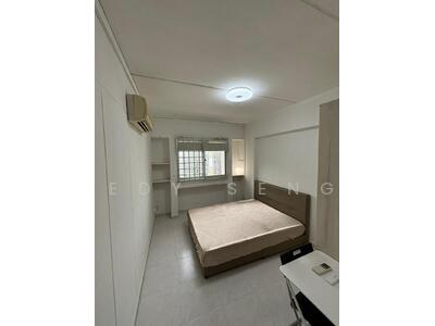 For Rent - 185C Rivervale Crescent
