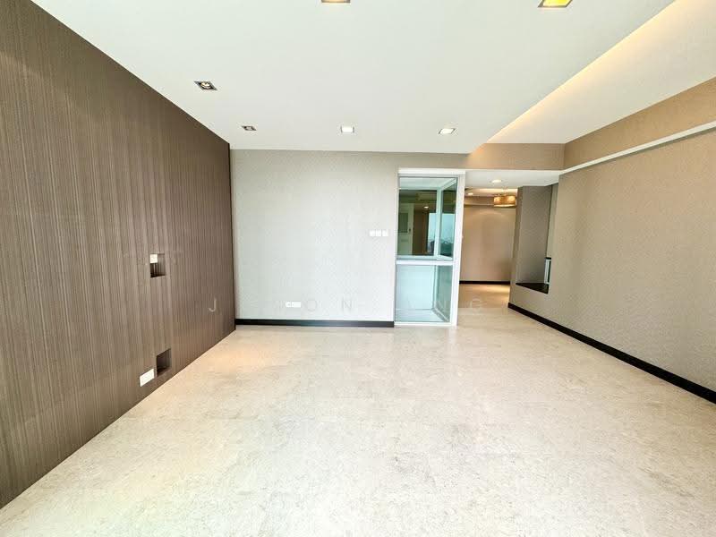 Spacious living area