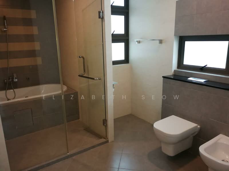 DUNSFOLD DRIVE, , 6 Bedrooms, 4,800 sqft, Detached House For Rent, by Elizabeth Seow, 24720390 - PropertyGuru.com.sg