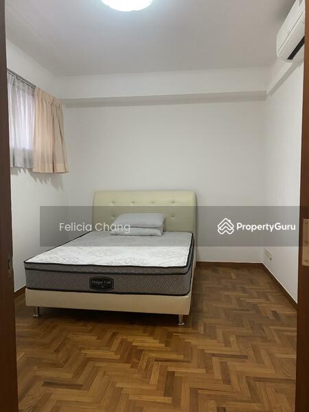 For Rent - UE Square