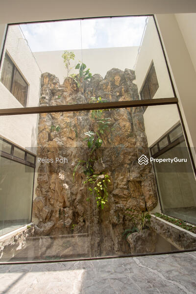 For Rent - The Balmoral