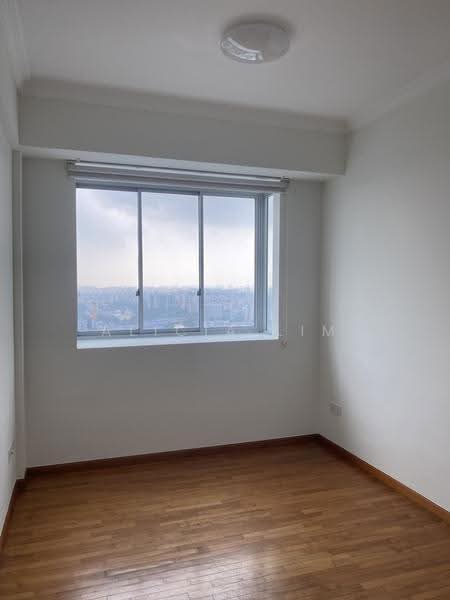 Bishan Loft, 33 Bishan Street 11, Ang Mo Kio / Bishan / Thomson, 3 Bedrooms, 1,130 sqft, Executive Condominium For Rent, by Alicia Lim, 24722448 - PropertyGuru.com.sg
