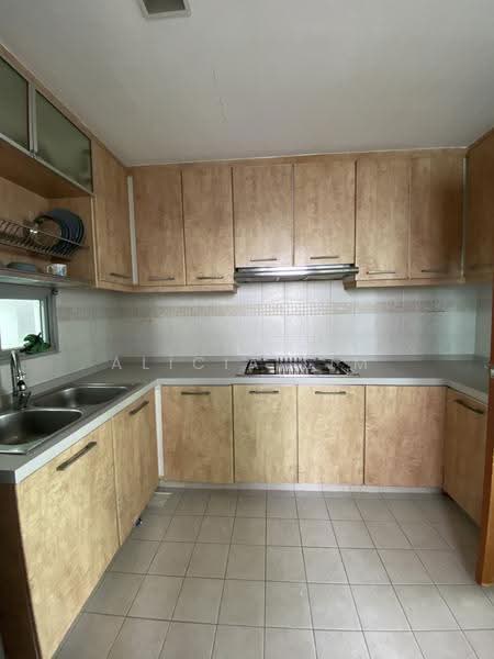 Bishan Loft, 33 Bishan Street 11, Ang Mo Kio / Bishan / Thomson, 3 Bedrooms, 1,130 sqft, Executive Condominium For Rent, by Alicia Lim, 24722448 - PropertyGuru.com.sg