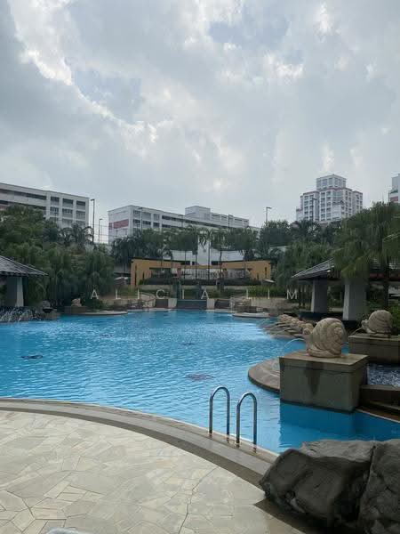 Bishan Loft, 33 Bishan Street 11, Ang Mo Kio / Bishan / Thomson, 3 Bedrooms, 1,130 sqft, Executive Condominium For Rent, by Alicia Lim, 24722448 - PropertyGuru.com.sg