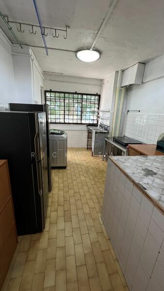 For Rent - 272 Tampines Street 22