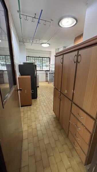 For Rent - 272 Tampines Street 22