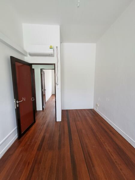 Lowland Road Walk Up 2 BR Apartment, Lowland Road, 2 Bedrooms, 872 sqft, Walk-up Apartment For Rent, by Ng Jonathan, 24723649 - PropertyGuru.com.sg