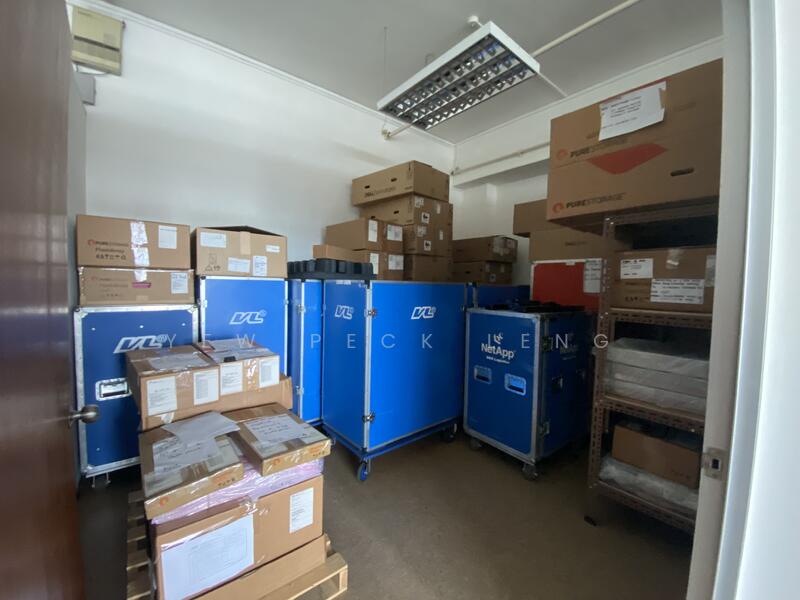 Hola Centre, 65 Ubi Crescent, 1,044 sqft, Light Industrial (B1) For Sale, by Yew Peck Leng, 24724219 - CommercialGuru.com.sg