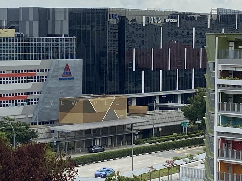 Hola Centre, 65 Ubi Crescent, 1,044 sqft, Light Industrial (B1) For Sale, by Yew Peck Leng, 24724219 - Ubi MRT Station - CommercialGuru.com.sg