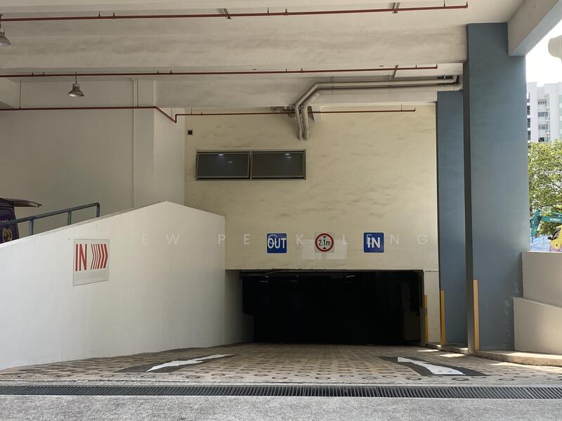 Hola Centre, 65 Ubi Crescent, 1,044 sqft, Light Industrial (B1) For Sale, by Yew Peck Leng, 24724219 - Basement carpark - CommercialGuru.com.sg