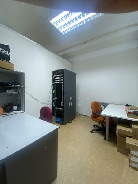 Hola Centre, 65 Ubi Crescent, 1,044 sqft, Light Industrial (B1) For Sale, by Yew Peck Leng, 24724219 - CommercialGuru.com.sg