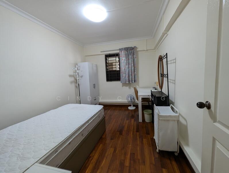 421 Ang Mo Kio Avenue 10, 421 Ang Mo Kio Avenue 10, Room Rental, 150 sqft, HDB Flat For Rent, by Cindy Cheng, 24724351 - Fully furnished with air-con - PropertyGuru.com.sg