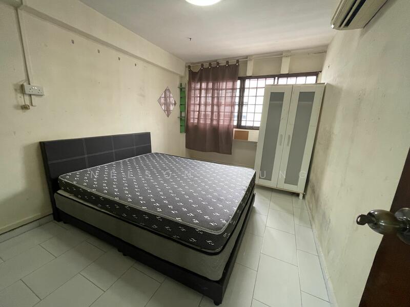 For Rent - 3 Queen's Road