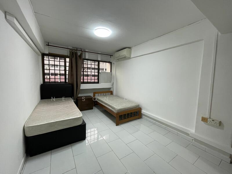 For Rent - 3 Queen's Road