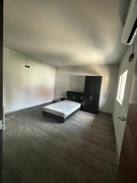 Serangoon Road, , Room Rental, 150 sqft, HDB Flat For Rent, by Jessica Liang, 24725519 - PropertyGuru.com.sg