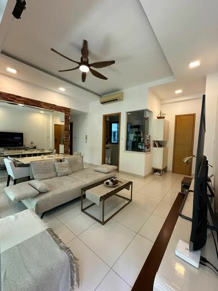 The Infiniti, 39A West Coast Park, 2 Bedrooms, 1,087 sqft, Condominium For Rent, by Fernn Lim, 24725994 - PropertyGuru.com.sg