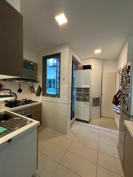 The Infiniti, 39A West Coast Park, 2 Bedrooms, 1,087 sqft, Condominium For Rent, by Fernn Lim, 24725994 - PropertyGuru.com.sg