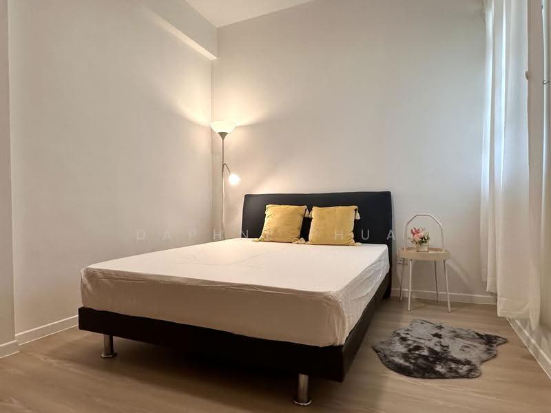 Azalea Park Condo, 6 Flora Road, Changi Airport / Changi Village, 3 Bedrooms, 947 sqft, Condominium For Rent, by Daphne Phua, 24728828 - Cosy common room evoking a sense of calm and restfulness! - PropertyGuru.com.sg
