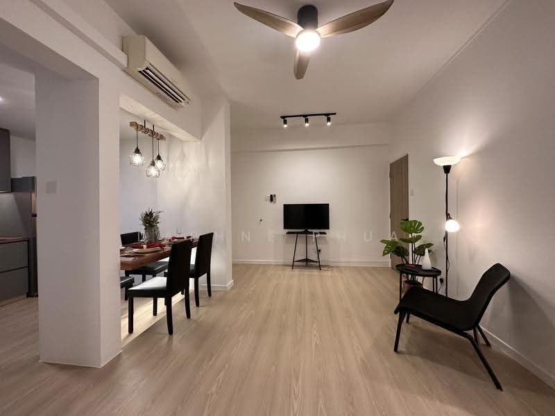 Azalea Park Condo, 6 Flora Road, Changi Airport / Changi Village, 3 Bedrooms, 947 sqft, Condominium For Rent, by Daphne Phua, 24728828 - A cosy abode you would love to come back to for relaxation and tranquility! - PropertyGuru.com.sg