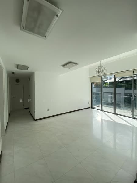 Holland Residences, 5 Taman Warna, 3 Bedrooms, 1,981 sqft, Condominium For Rent, by Ariff HD, 24728912 - PropertyGuru.com.sg