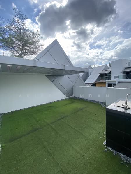 Holland Residences, 5 Taman Warna, 3 Bedrooms, 1,981 sqft, Condominium For Rent, by Ariff HD, 24728912 - PropertyGuru.com.sg