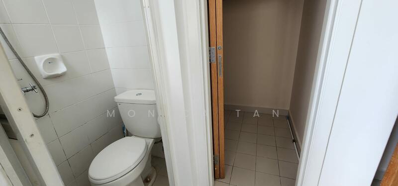 The Linc, 7 Lincoln Road, Room Rental, 110 sqft, Condominium For Rent, by Monica Tan, 24729059 - Storeroom - PropertyGuru.com.sg