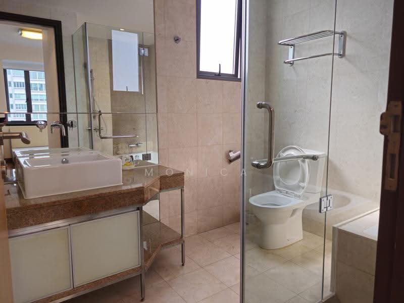 The Linc, 7 Lincoln Road, Newton / Novena, Room Rental, 110 sqft, Condominium For Rent, by Monica Tan, 24729059 - MBR Bathroom - PropertyGuru.com.sg