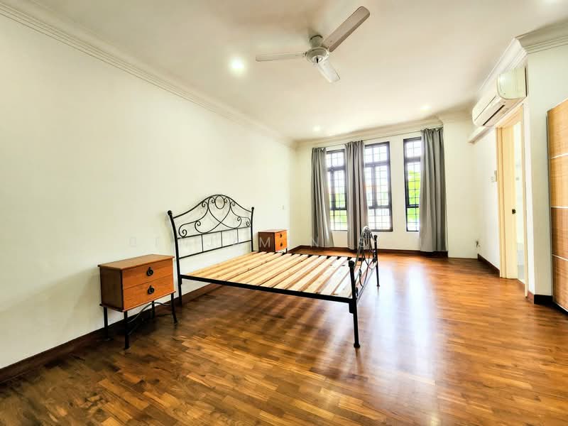 ⭐️RENOVATED⭐️TIMELESS, TASTEFUL APPEAL⭐️SURROUNDED BY AMENITIES⭐️LANDED GENTRY, , 5 Bedrooms, 2,877 sqft, Semi-Detached House For Rent, by Benjamin Soh, 24729722 - PropertyGuru.com.sg