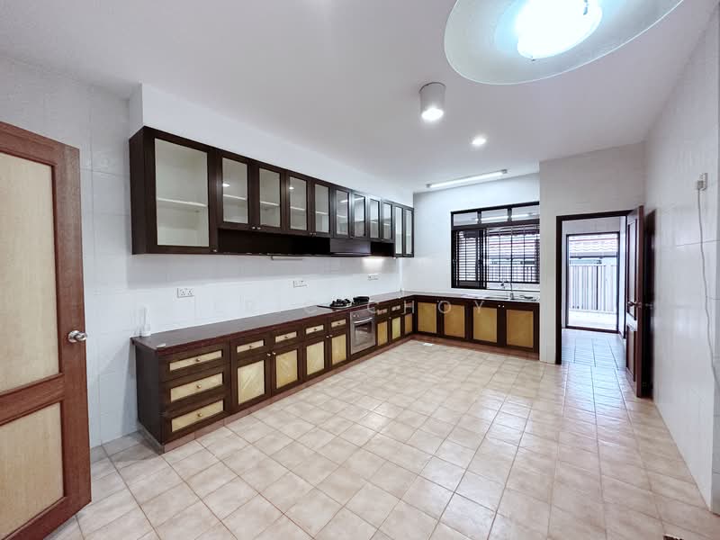 Springleaf Garden, 38 Springleaf Height, 5 Bedrooms, 3,165 sqft, Semi-Detached House For Rent, by Eric Choy, 24730518 - Dry Kitchen - PropertyGuru.com.sg