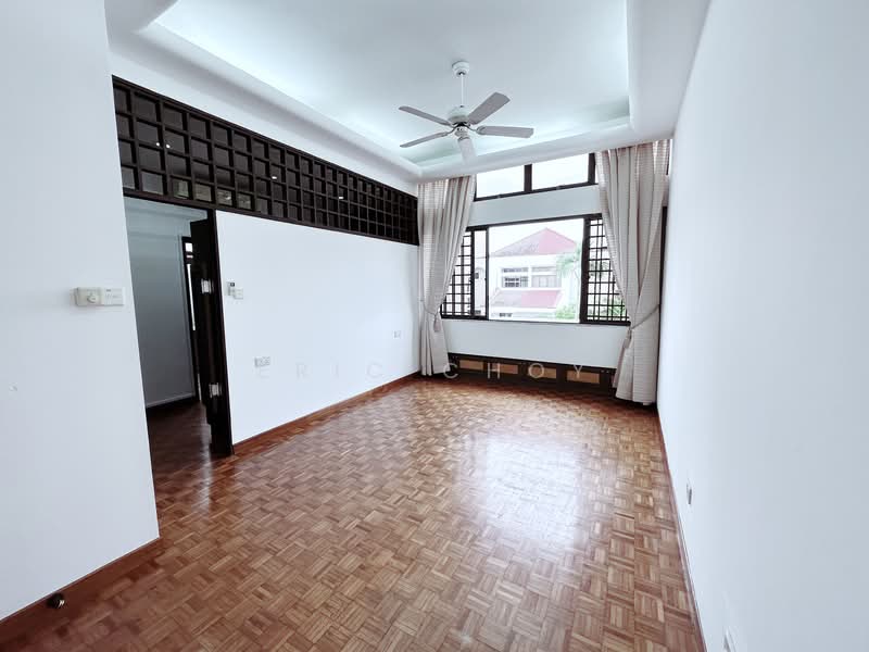 Springleaf Garden, 38 Springleaf Height, 5 Bedrooms, 3,165 sqft, Semi-Detached House For Rent, by Eric Choy, 24730518 - Master Bedroom - PropertyGuru.com.sg
