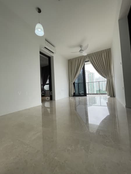 Avenue South Residence, 13 Silat Avenue, 2 Bedrooms, 657 sqft, Condominium For Rent, by Vincent Chan Koon Koon, 24730966 - PropertyGuru.com.sg