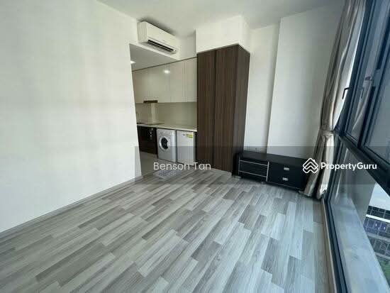 La Fiesta, 62 Sengkang Square, 1 Bedroom, 300 sqft, Condominium For Rent, by Benson Tan, 24732205 - PropertyGuru.com.sg