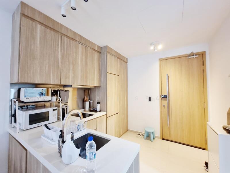 For Rent - Flora View