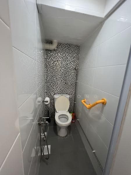 168A Queensway, 168A Queensway, Alexandra / Commonwealth, Room Rental, 90 sqft, HDB Flat For Rent, by Vera Wong, 24732702 - PropertyGuru.com.sg